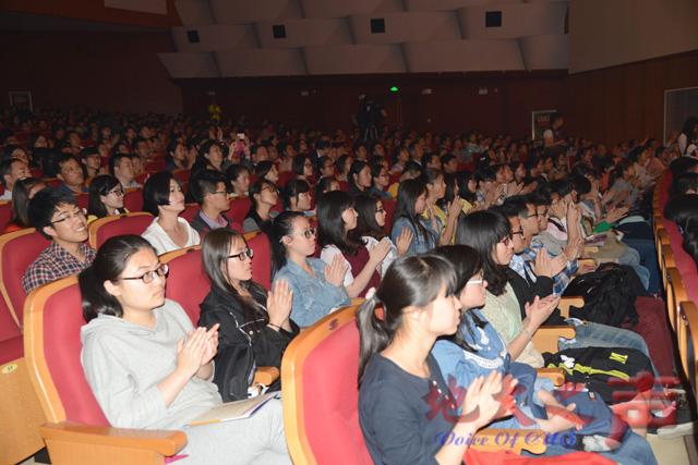 　　九、该剧将在陕西师范大学进行三场专场演出。（屠傲凌摄）