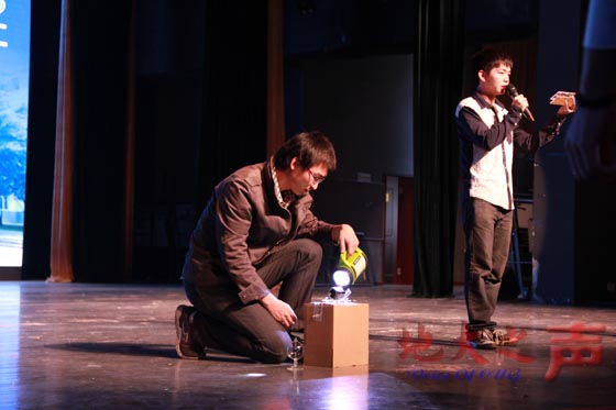 　　七、五分钟正式路演及答辩中，投资方主要从货源、市场和技术等方面与项目负责人交流。