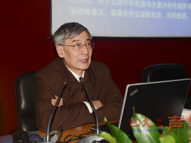 　　一、11月7日，教育部教育发展研究中心主任张力应邀来校，作高等教育形势与政策解读，在校校领导、全校处级干部参加培训。