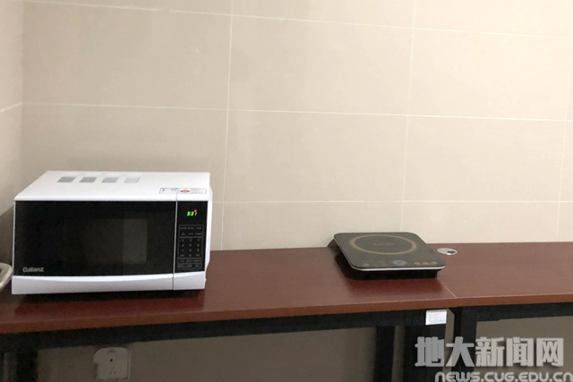 【我为师生办实事】加强“三区”建设 进一步浓厚学院家的氛围