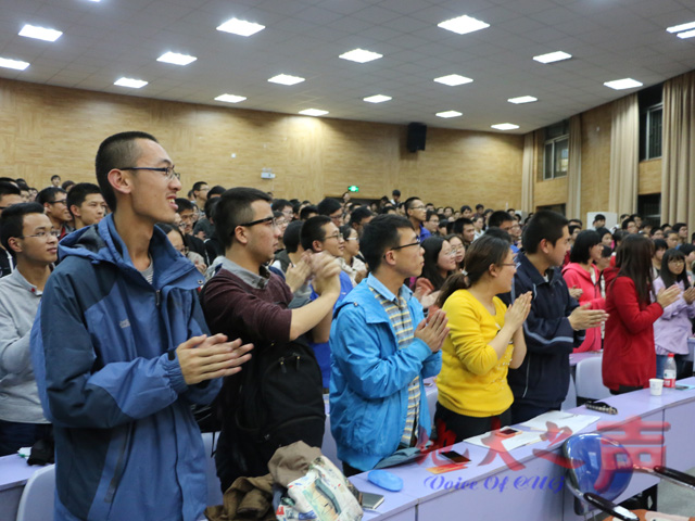 　　一、11月13日，与信仰对话报告会在我校举行，中科院院士殷鸿福应邀为师生作题为《我的人生选择》的专题报告。